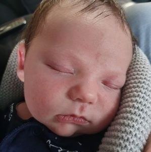 Meet your Posher, Sharon